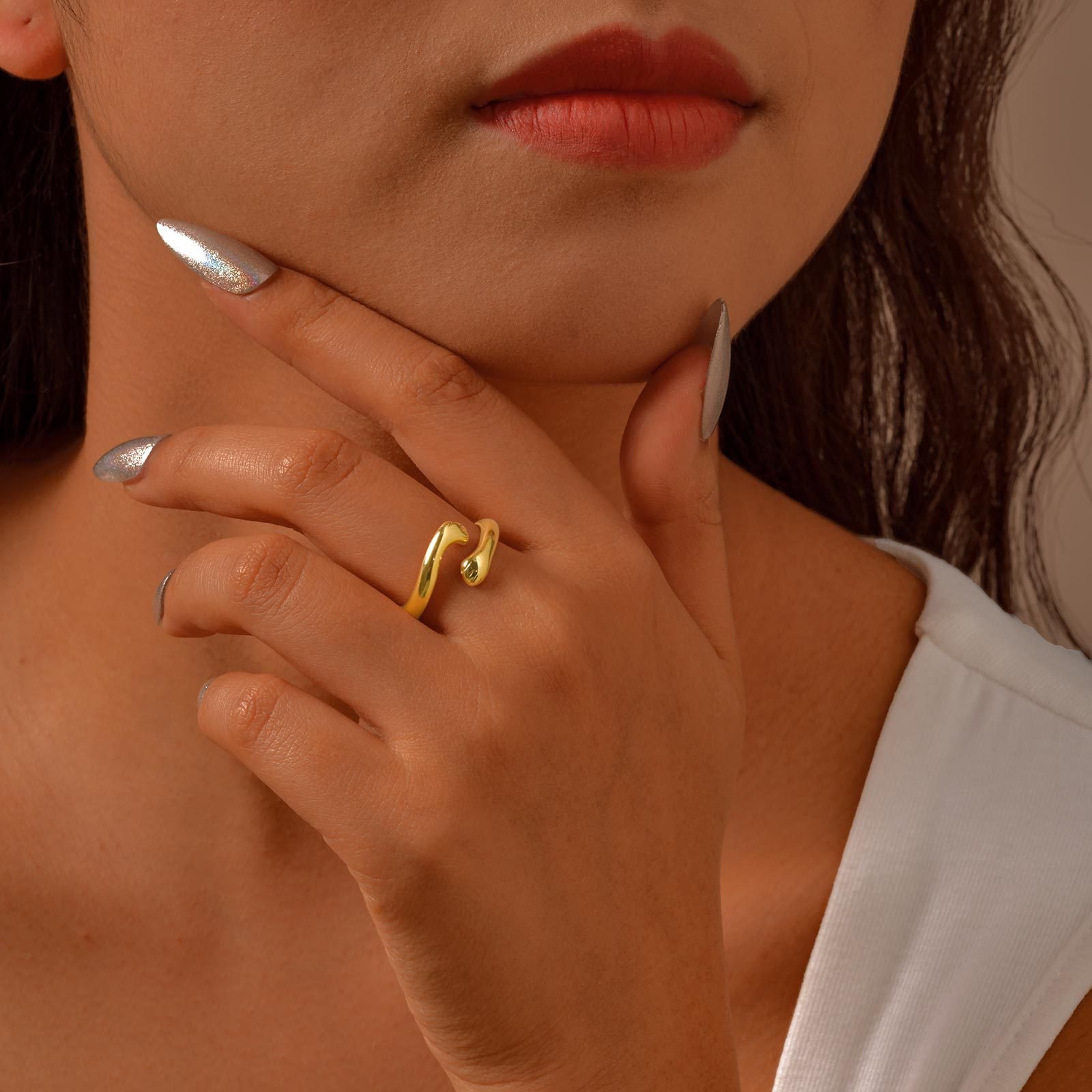 WR471 Golden Luxury Ring for Women — image 4