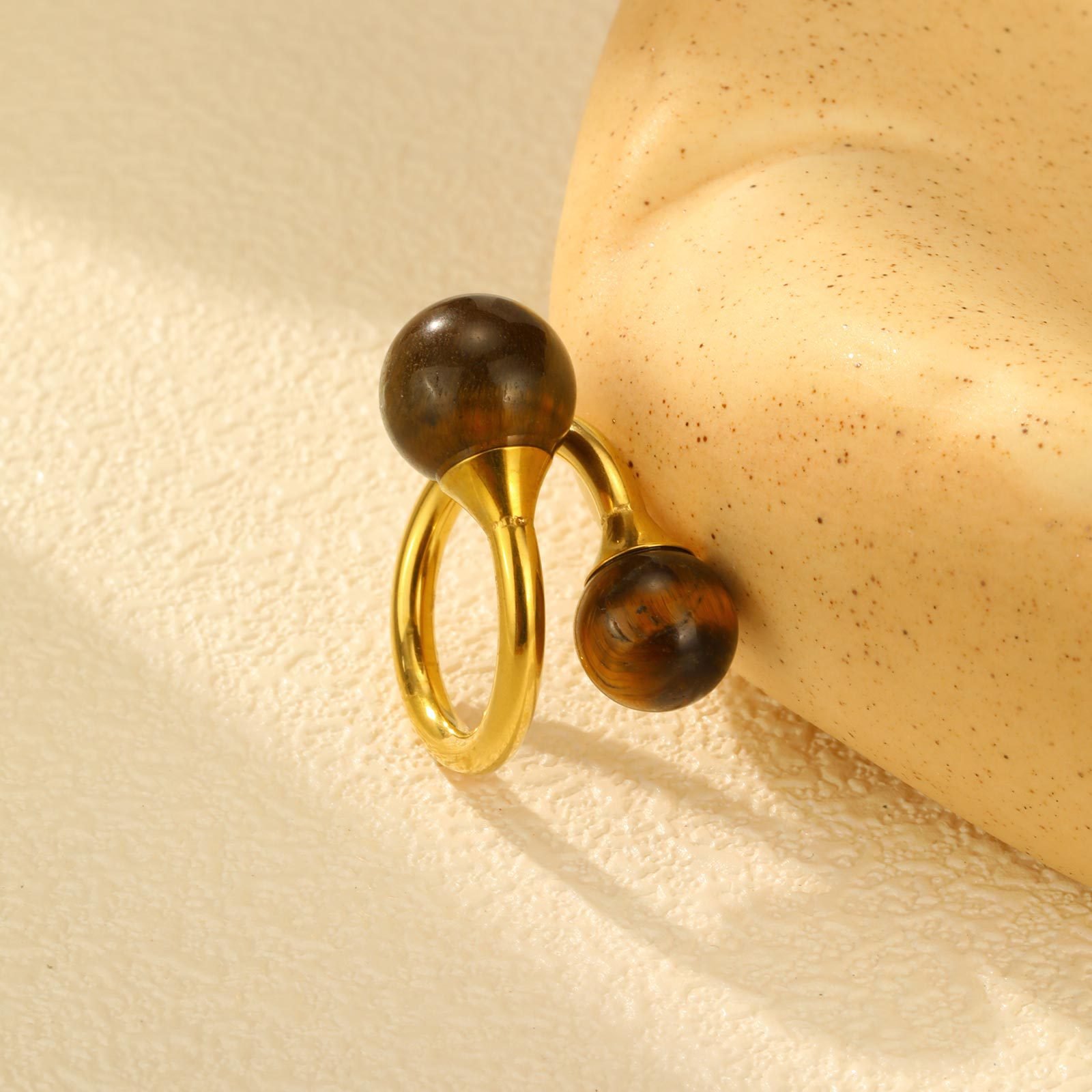 WR472 Golden Luxury Ring for Women — image 3