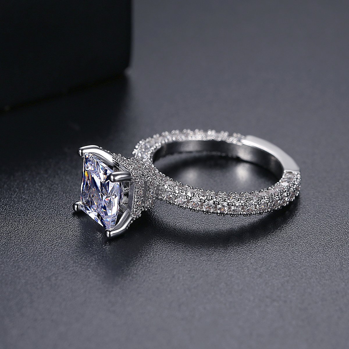 WR498 Silver Luxury Ring for Women — image 4