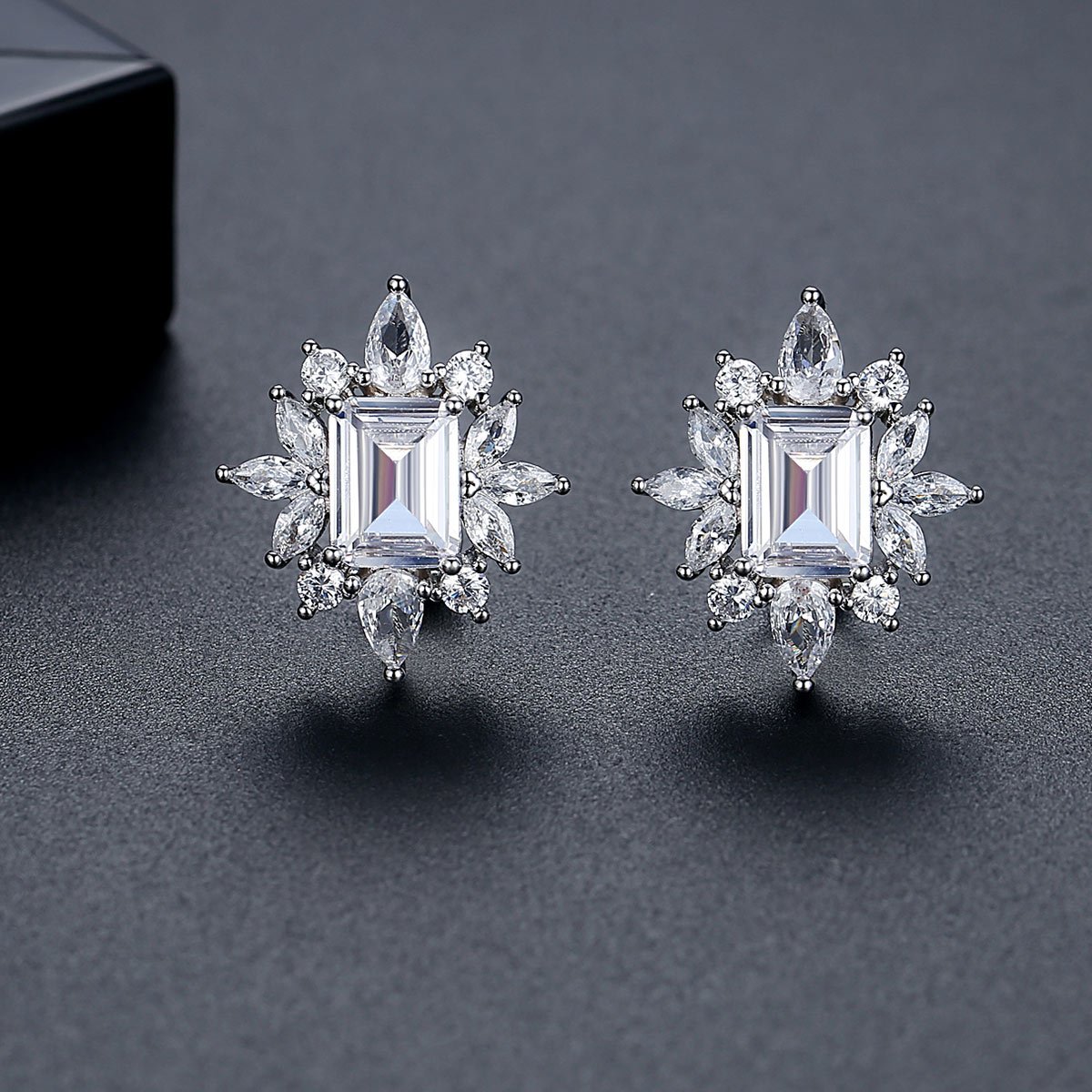 WS240- Pendant and Earring Set for women